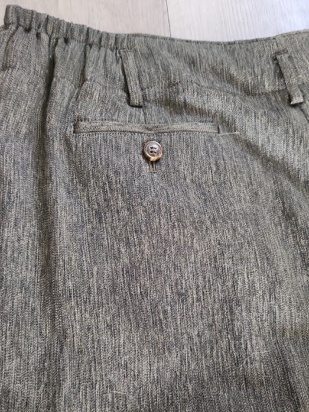 Jones New York Olive Gray Pleated Women's Dress Pants - Picture 6 of 6